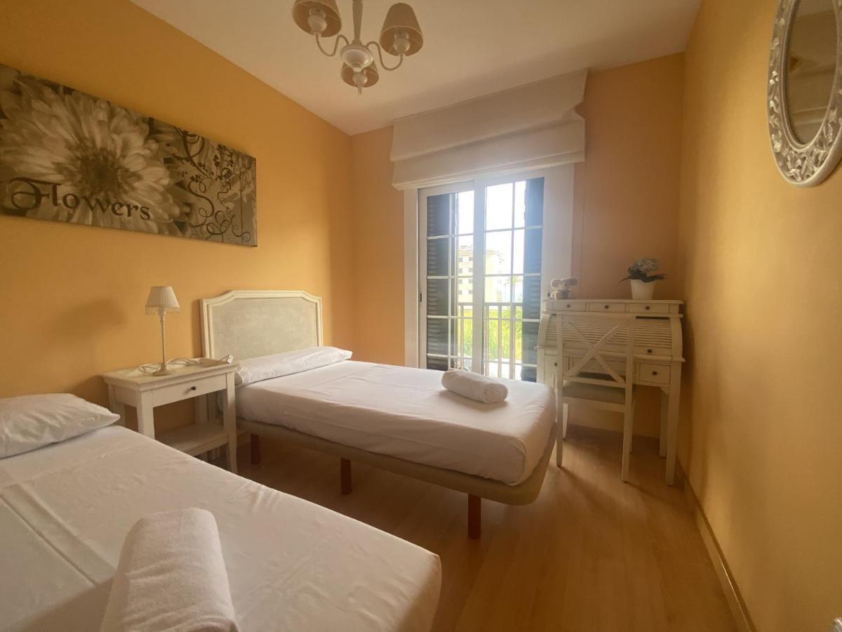 R17 Casa Merce Rodoreda Calafell Buitenkant foto
