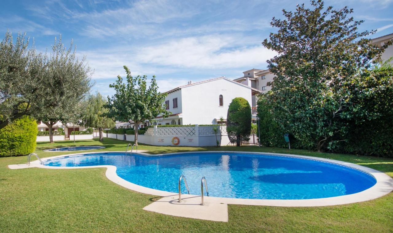 R17 Casa Merce Rodoreda Calafell Buitenkant foto