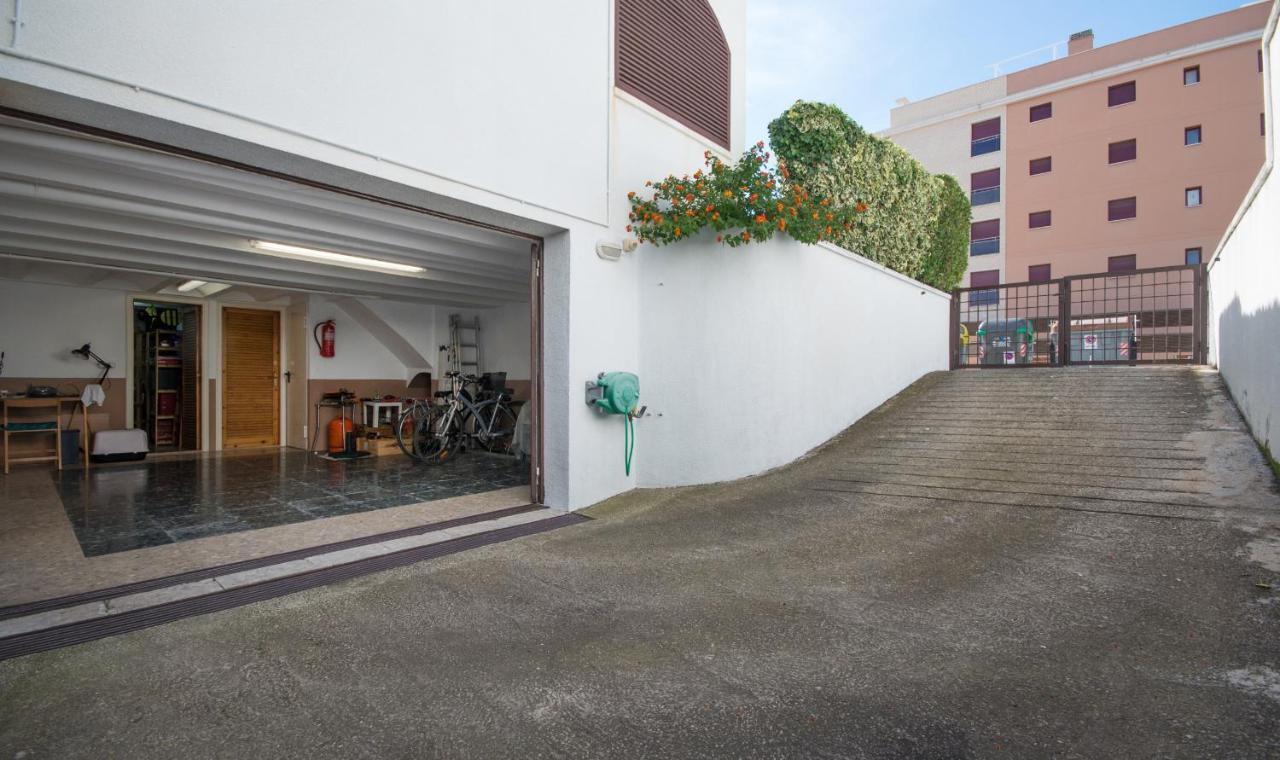 R17 Casa Merce Rodoreda Calafell Buitenkant foto