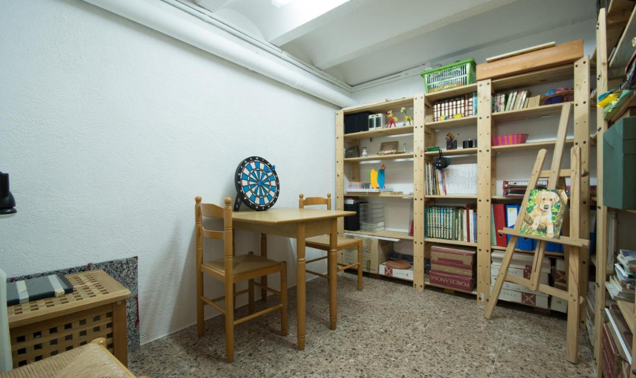 R17 Casa Merce Rodoreda Calafell Buitenkant foto